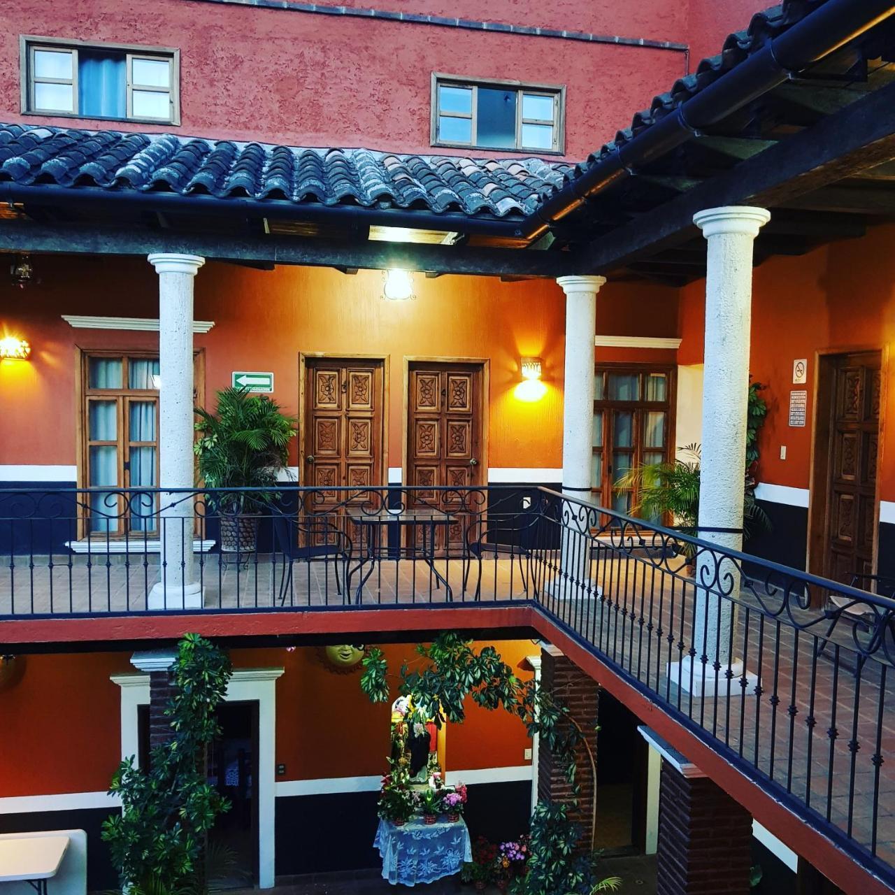 Hotel San Sebastian Комитан-де-Домингес Экстерьер фото